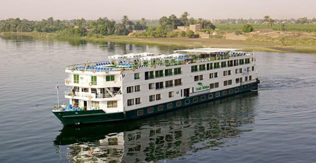 Luxor Luxury Nile Cruises - From Luxor 04 Nights - From Aswan 03 Nights Hotel Exterior photo