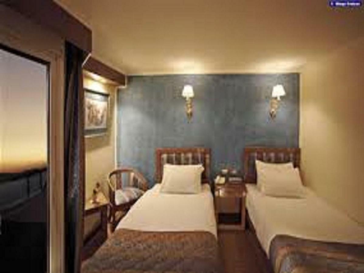Luxor Luxury Nile Cruises - From Luxor 04 Nights - From Aswan 03 Nights Hotel Exterior photo