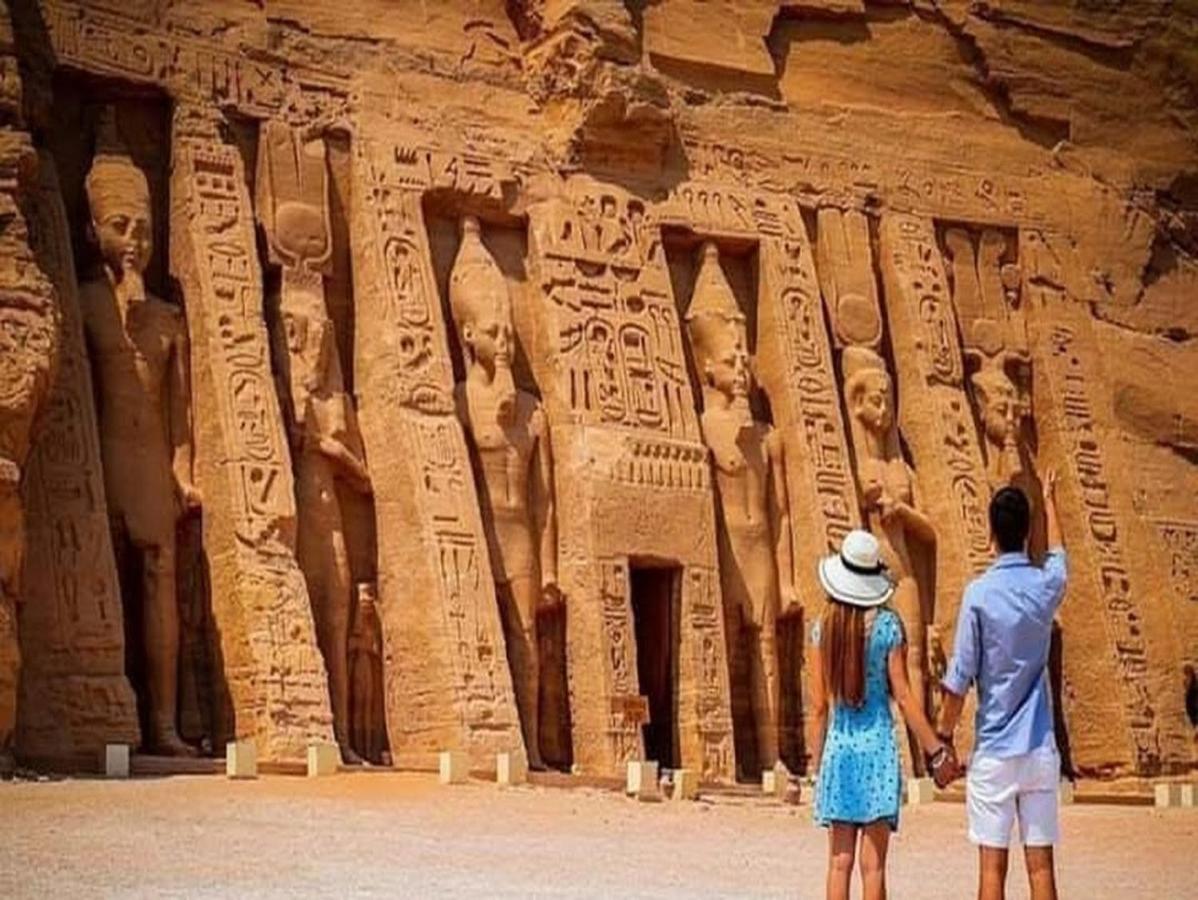 Luxor Luxury Nile Cruises - From Luxor 04 Nights - From Aswan 03 Nights Hotel Exterior photo