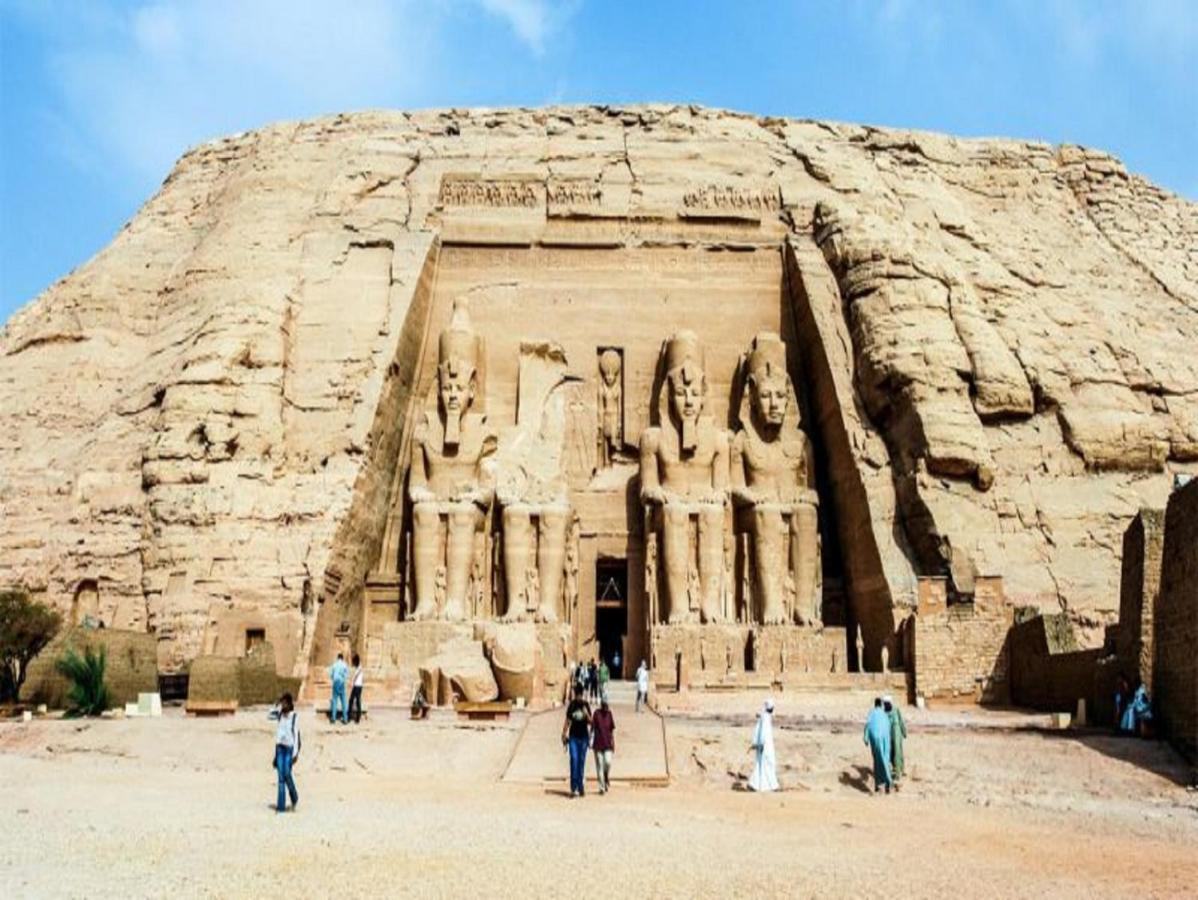 Luxor Luxury Nile Cruises - From Luxor 04 Nights - From Aswan 03 Nights Hotel Exterior photo